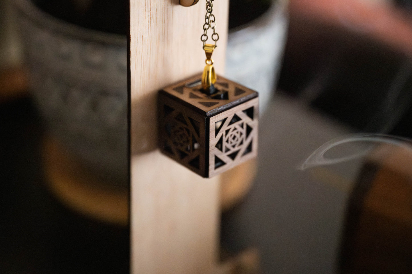 Lil' Lantern V2 (Rechargeable and multicolor mode)